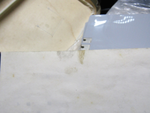 電界強度測定器 本体 汚れ 錆 塗装剝がれ